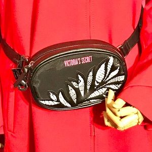 Victoria’s Secret Fanny pack